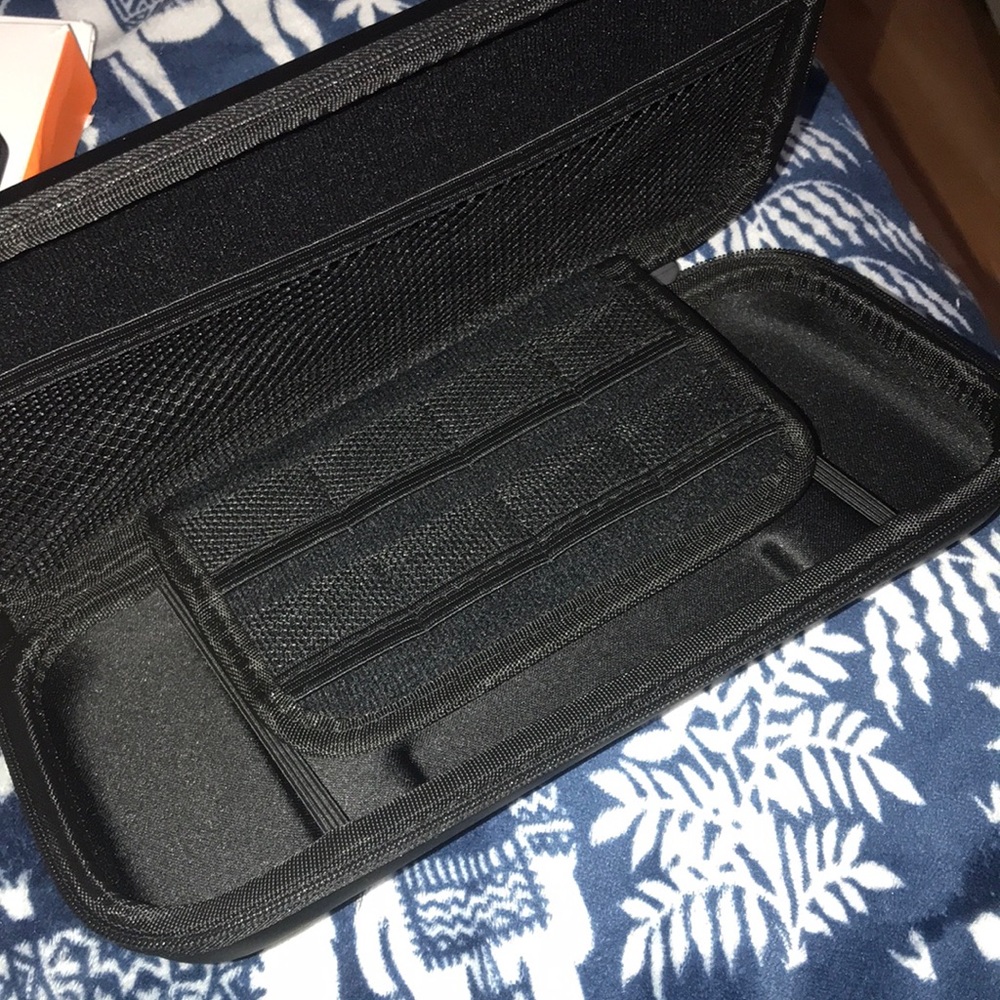 Switch cases - Picture 2 of 4